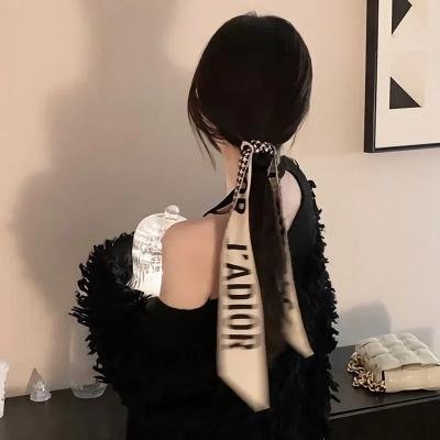 默默的我，不默默的我们